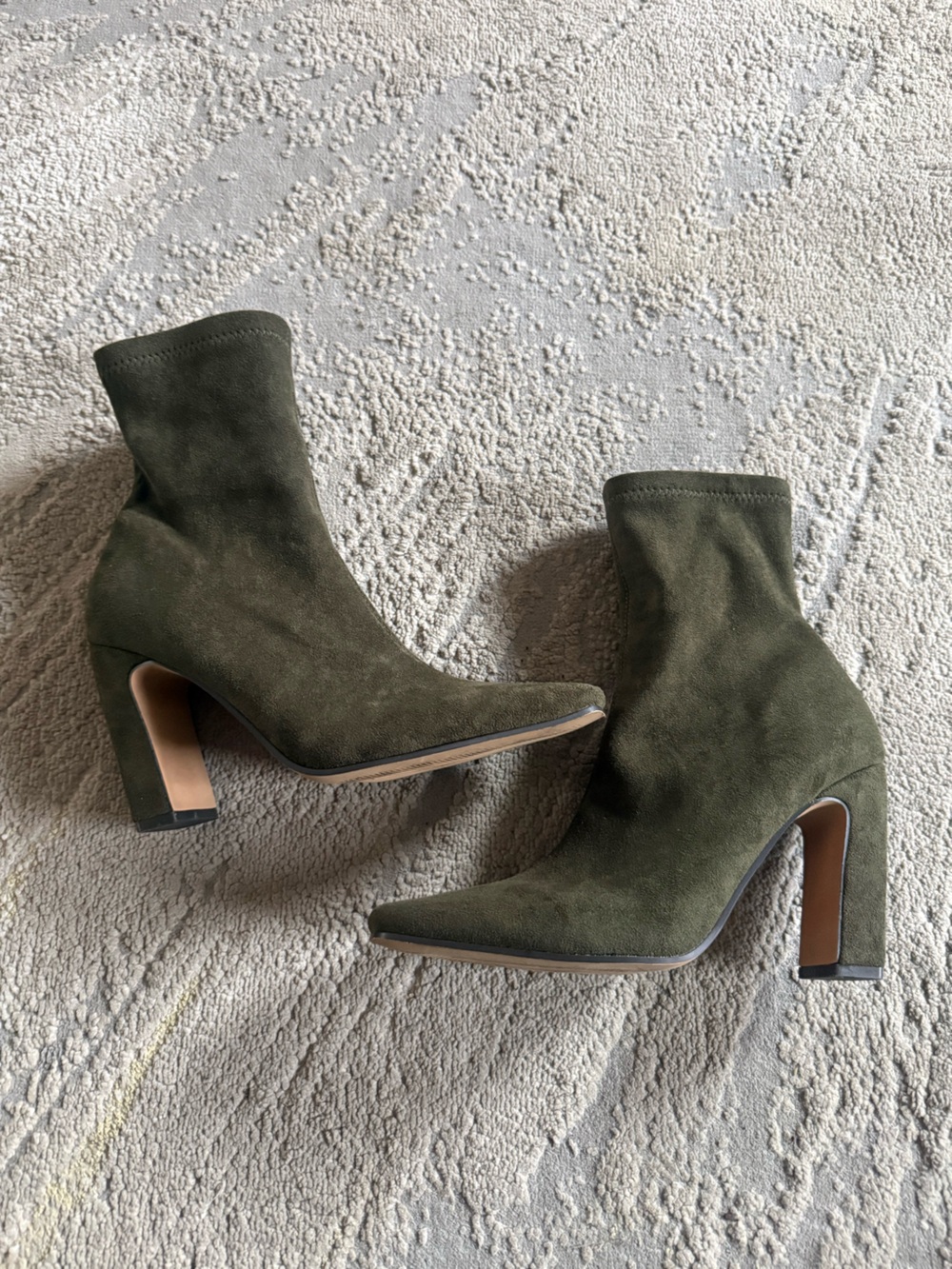 Steve Madden Willah Mid Heel Ankle Boots olive green square toe 7.5